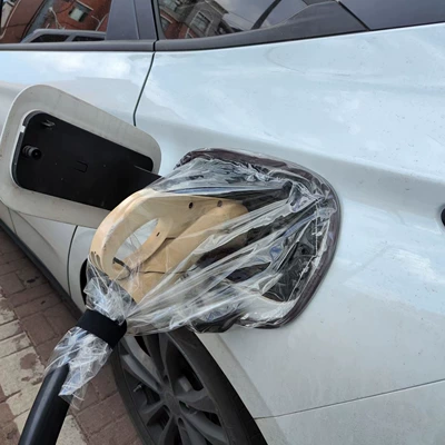 Car clothing energy charging gun rain cover - waterproof-snow-proof-and-dust-proof-magnetic-rain-cover-only-for-iron-bodies
