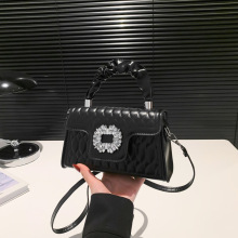 时尚斜挎包单肩包潮今年流行2024新款休闲包包唯美个性简约小方包