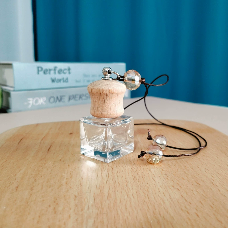 Pendant, perfume, bottle, aromatherapy, oil for auto