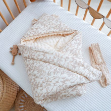 婴儿耳朵包被批发棉卡通印花新生儿初生产房豆豆毯宝宝加厚抱被