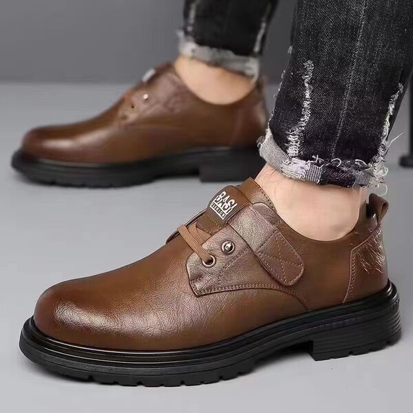 Men's casual demi-season autumn universal shoes made of soft leather