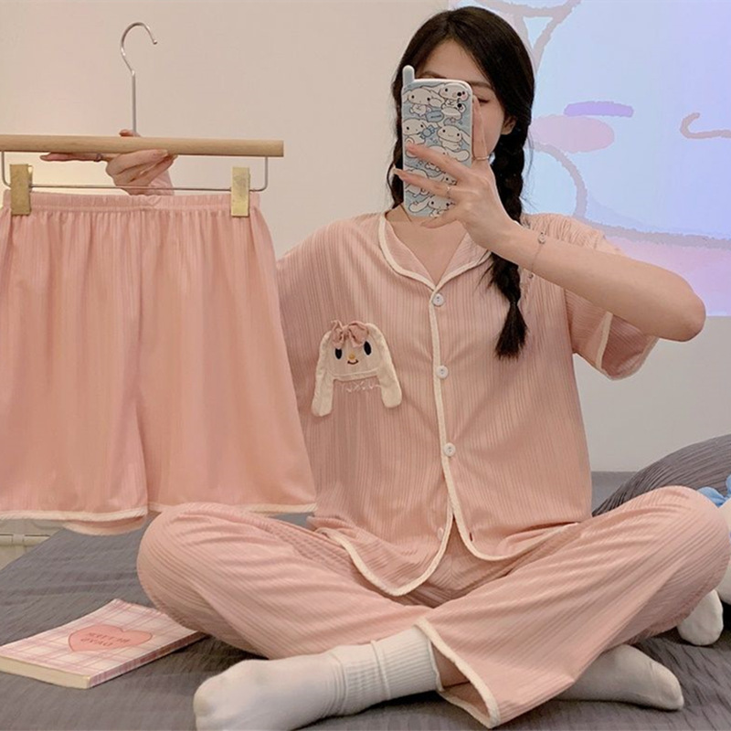 クロスボーダーのパジャマ女性の夏の半袖の半ズボンの玉桂の犬の刺繍の蝶結びのかわいい少女のゆったりした部屋の服のスーツ|undefined