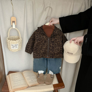 Ůͯ��ⱪ�y�����＾�nϵ�¿�r��Сͯ�Bñ�l�����b����냺�·�