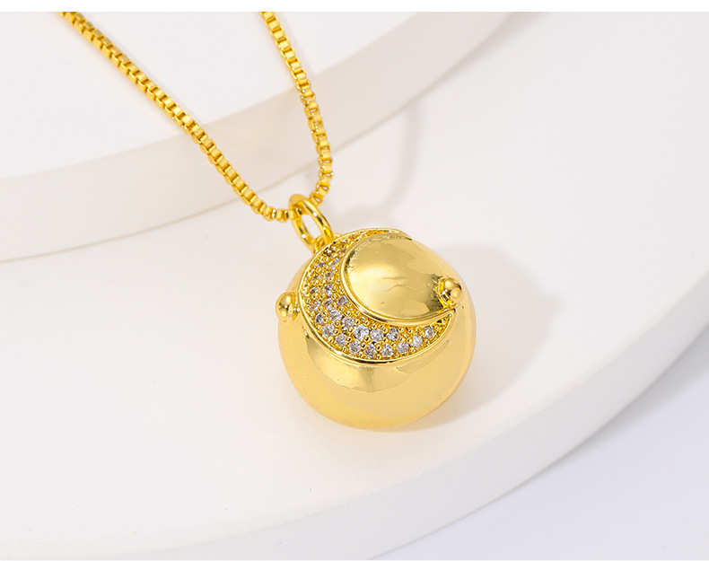 Elegant Star Moon Brass Gold Plated Zircon Pendant Necklace display picture 3