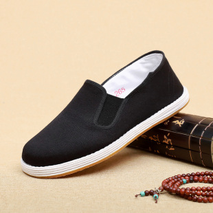 �ϱ�����Ь���ֹ�ǧ�ӵ�ţ��׷��ںڲ�Ь������ĥ���������e��Ь