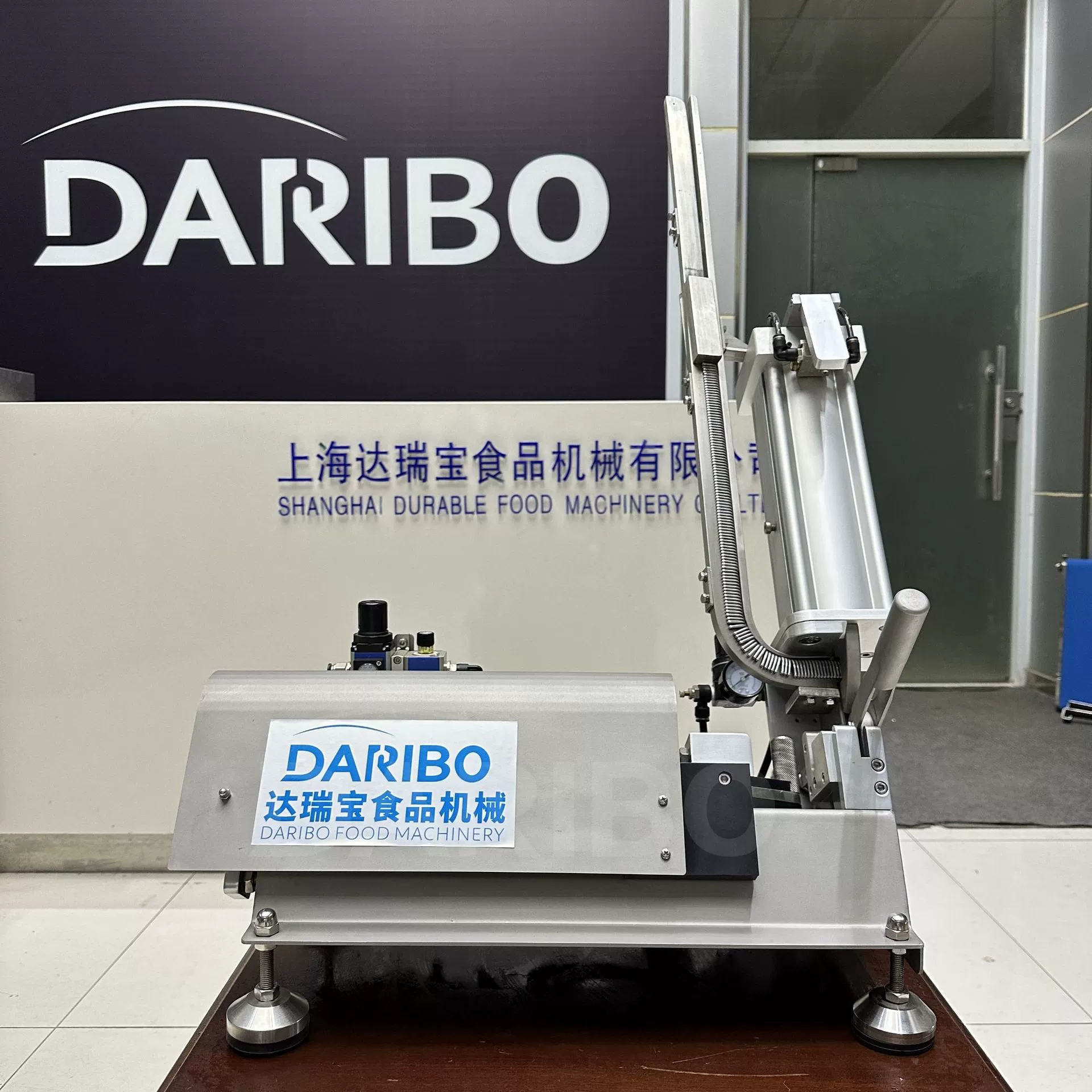 L Пневматическая количественная машина для перфузии мясная оболочка пневматическая машина для перфузии