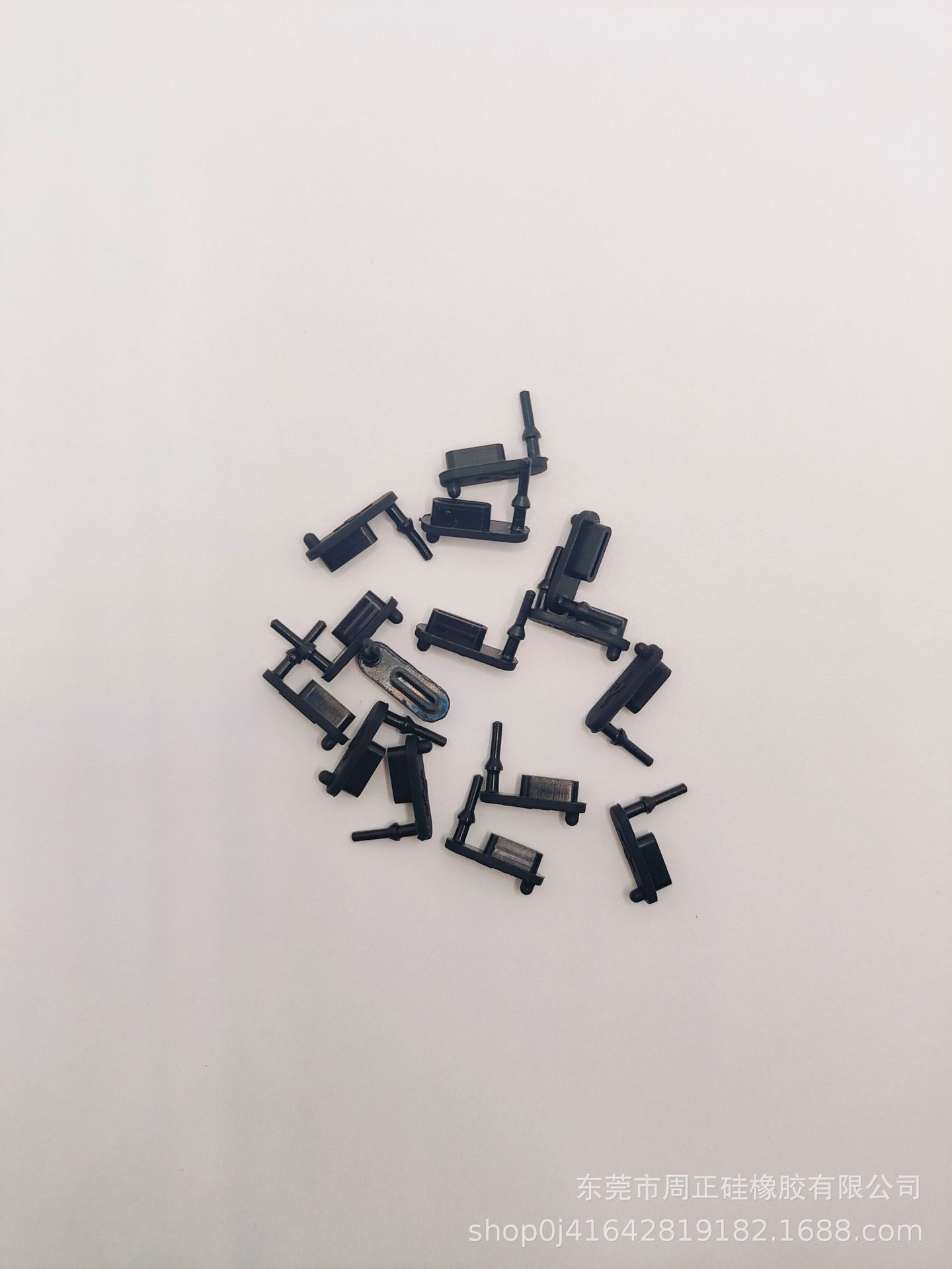 Spot tip-c dust-proof plug waterproof plug charging connector C port plug USB dust-proof cap waterproof silicone plug