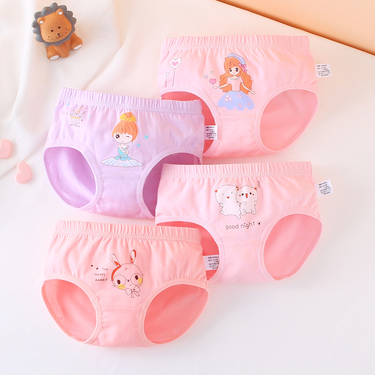 Un tipo de calzoncillos para niñas de algodón puro, calzoncillos para bebés, antibacterianos, transpirables, de cintura media, leggings para estudiantes de dibujos animados, sin sujetar PP