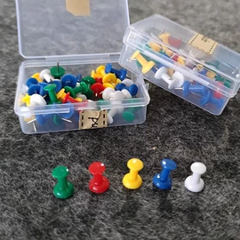 墙贴;毛毡;大头针