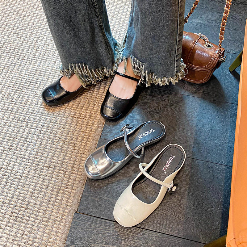 Dép nữ bít mũi Mary Jane quai ngang có khóa, đế bằng tăng chiều cao 3,5 cm — Bạc (nâng cao bên trong), Màu trắng (tăng chiều cao bên trong), Màu đen (tăng bên trong), bạc (dép)