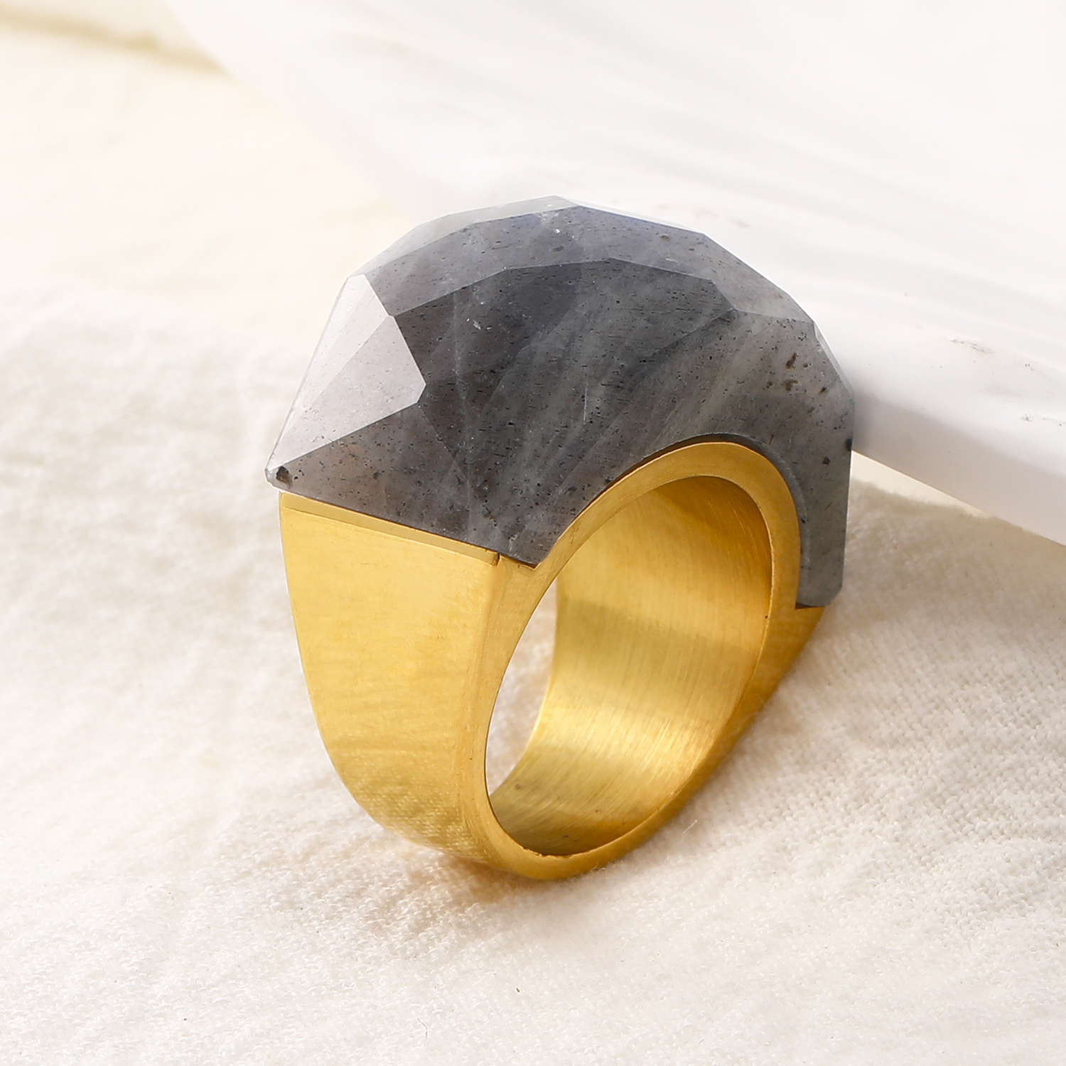 Vintage Style Geometric Color Block Titanium Steel Plating 18k Gold Plated Rings display picture 6