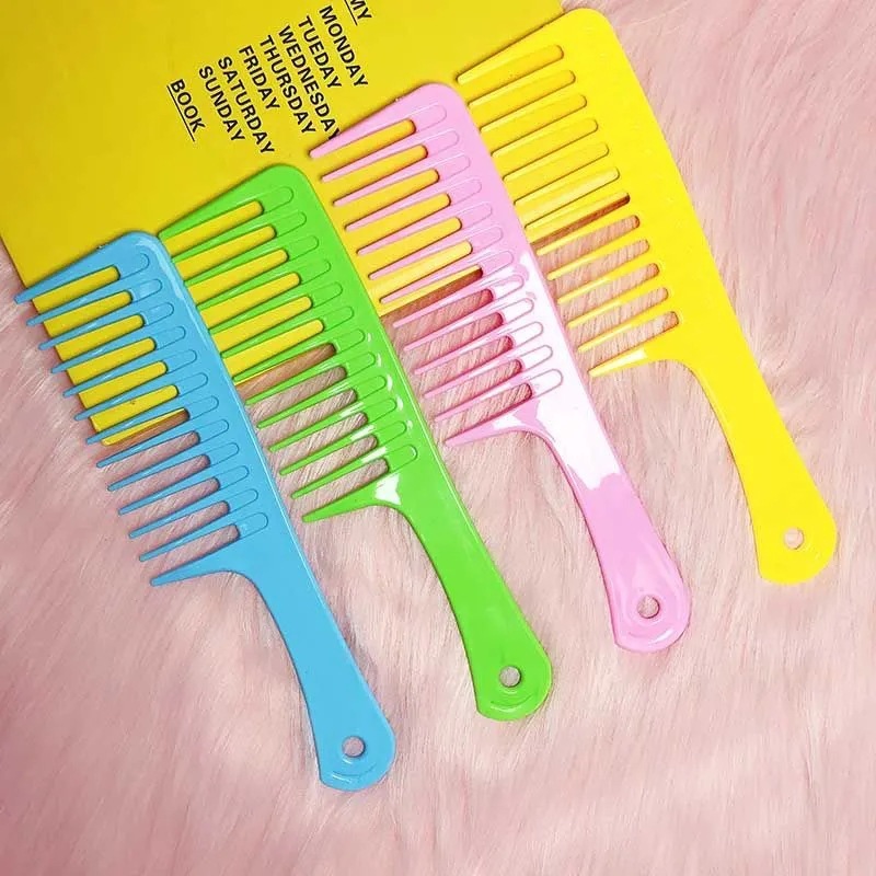 Factory Direct Supply of Small Commodities, Daily Use Curly Hair Smoothing Household Plastic Large-Tooth Comb, Large Wave Styling Wide-Tooth Comb