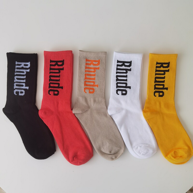 In stock RHUDE letter fashion brand wholesale mid-calf socks street fashion men and women couple cross-border AMIRI all-match socks