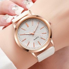 厂家现货批发外贸爆款时尚满天星女士手表女表石英表皮带女款腕表