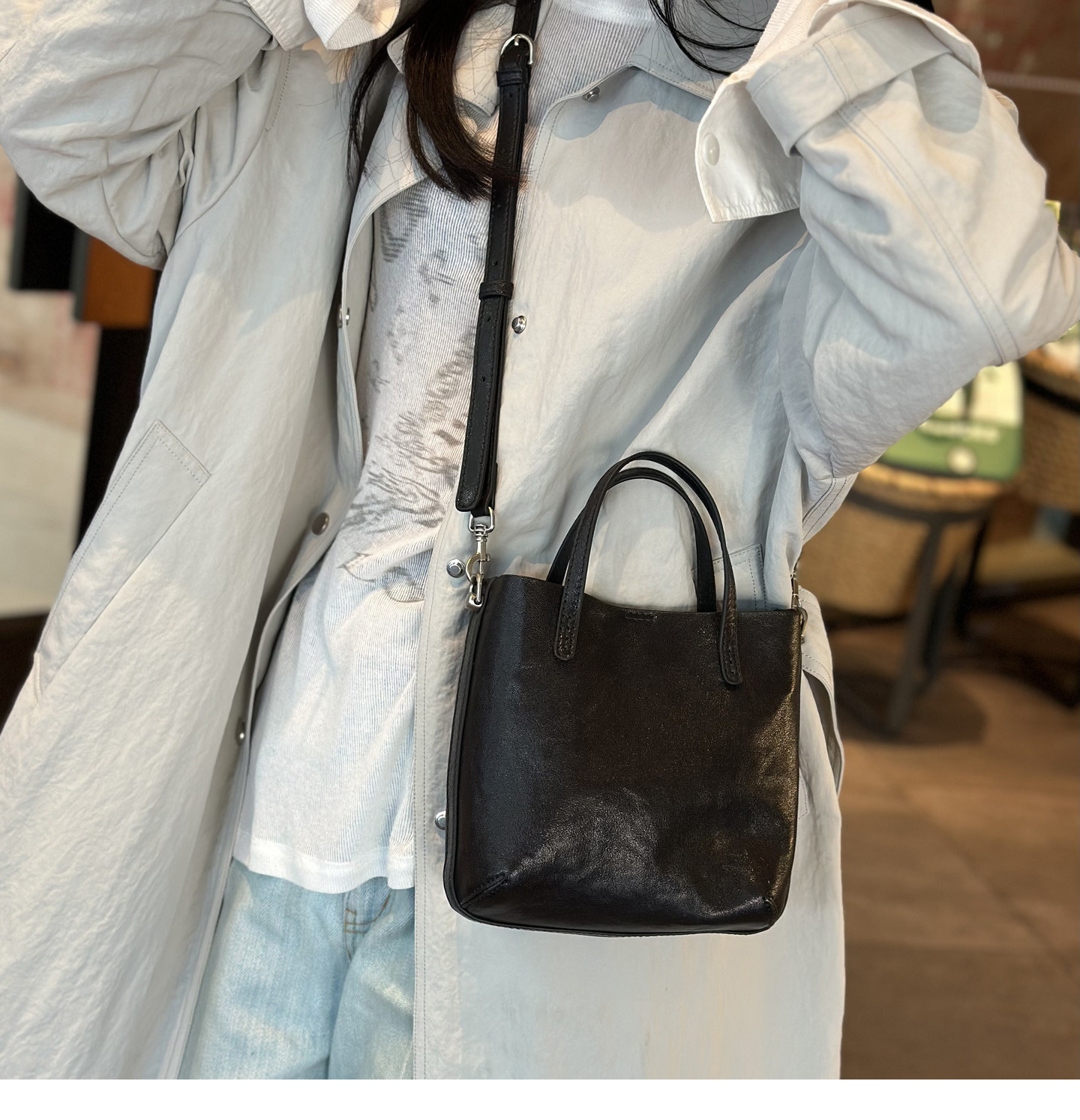 Women's Large Capacity Leather Bucket Shoulder Bag Commuter_voghion.com