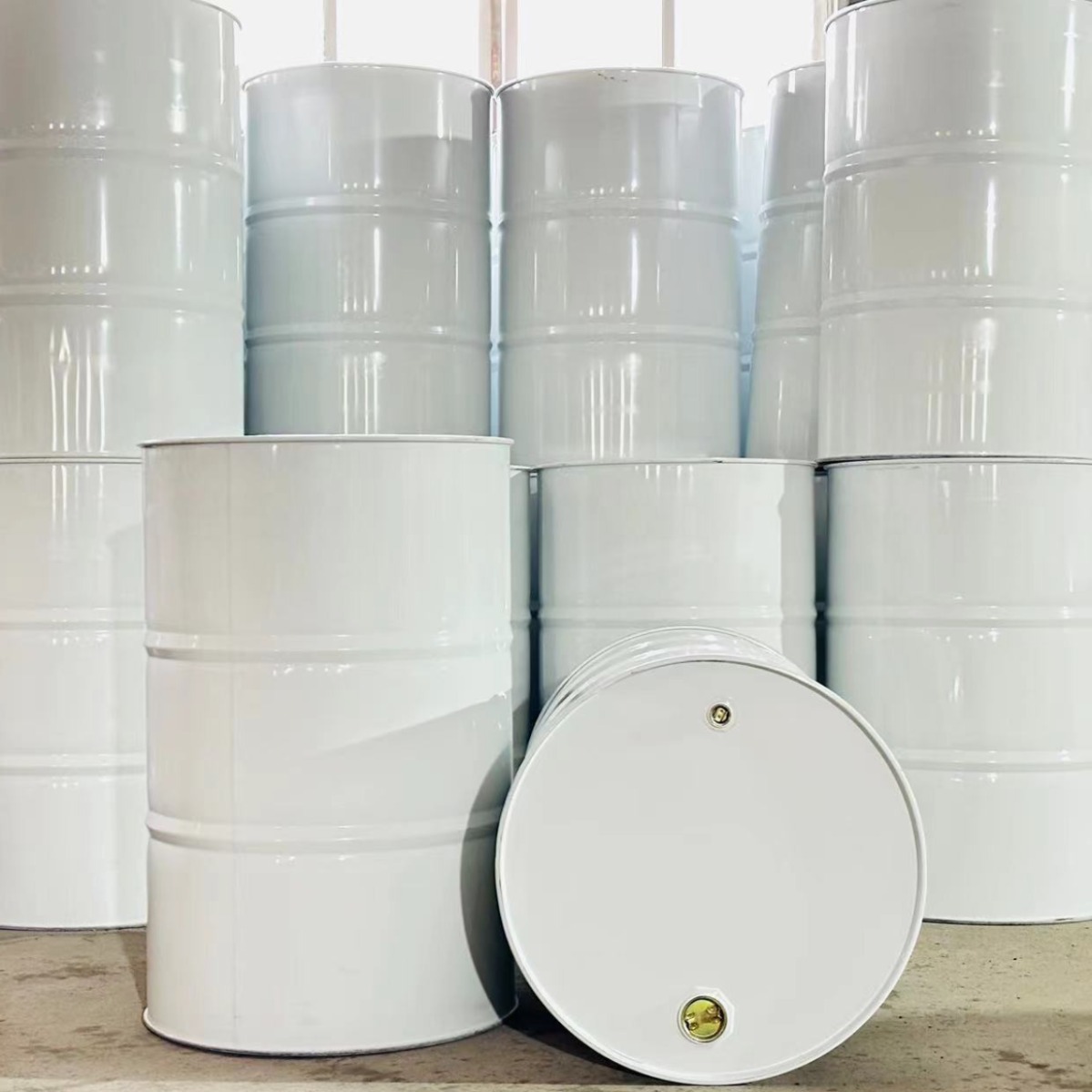 厂家供应200L白色烤漆桶 200kg铁桶金属桶批发闭口桶