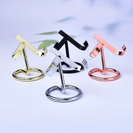 水晶工艺品;宝石工艺品;香薰