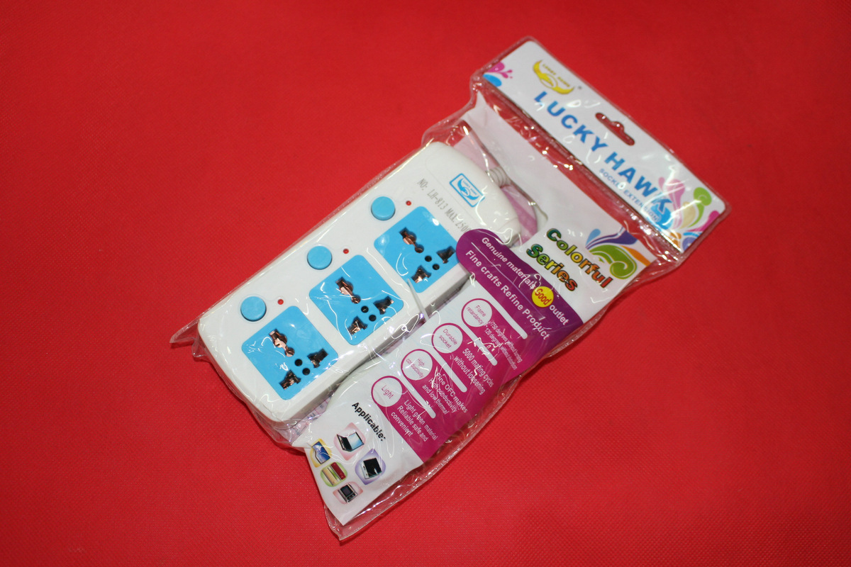 Tailandia estándar LH - 813 color brillante tres interruptores enchufe enchufe enchufe enchufe MEILEPAI precio de fábrica