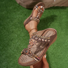 2024夏季新款波西米亚民族风平底女鞋复古木珠水钻跨境大码拖鞋女