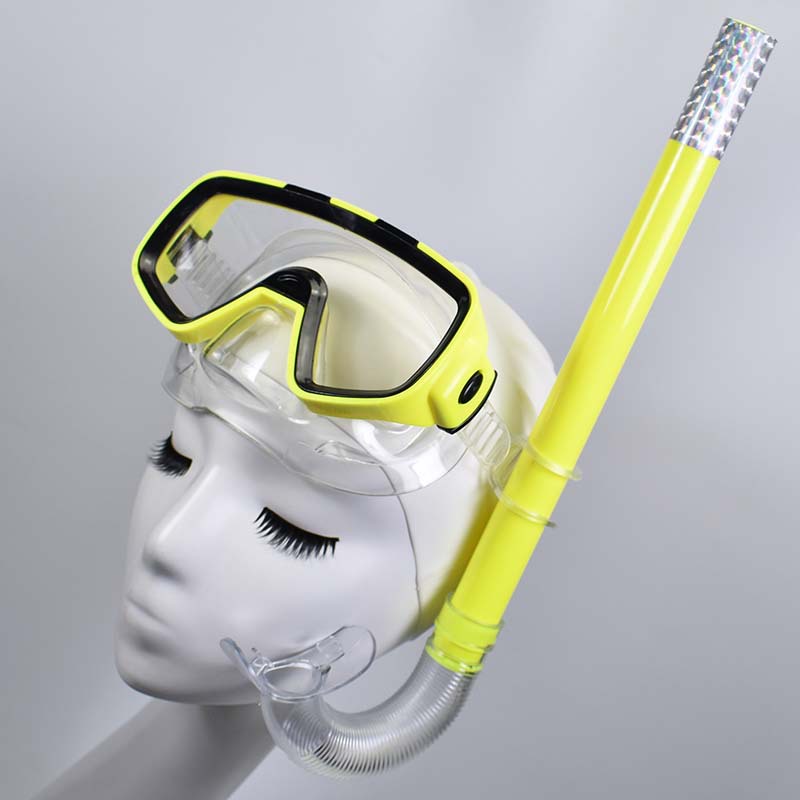 Scuba diving mask and snorkel set, floating diving accessories, large-frame swimming goggles for adults and children, diving mask