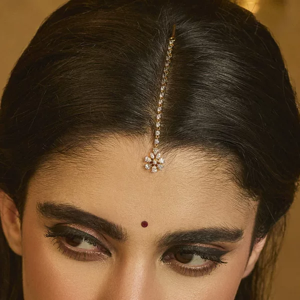Cross-Border Floral Forehead Pendant, Ethnic Style, Simple Indian Wedding Headpiece, Exquisite Rhinestone Accessories, Maang Tikka