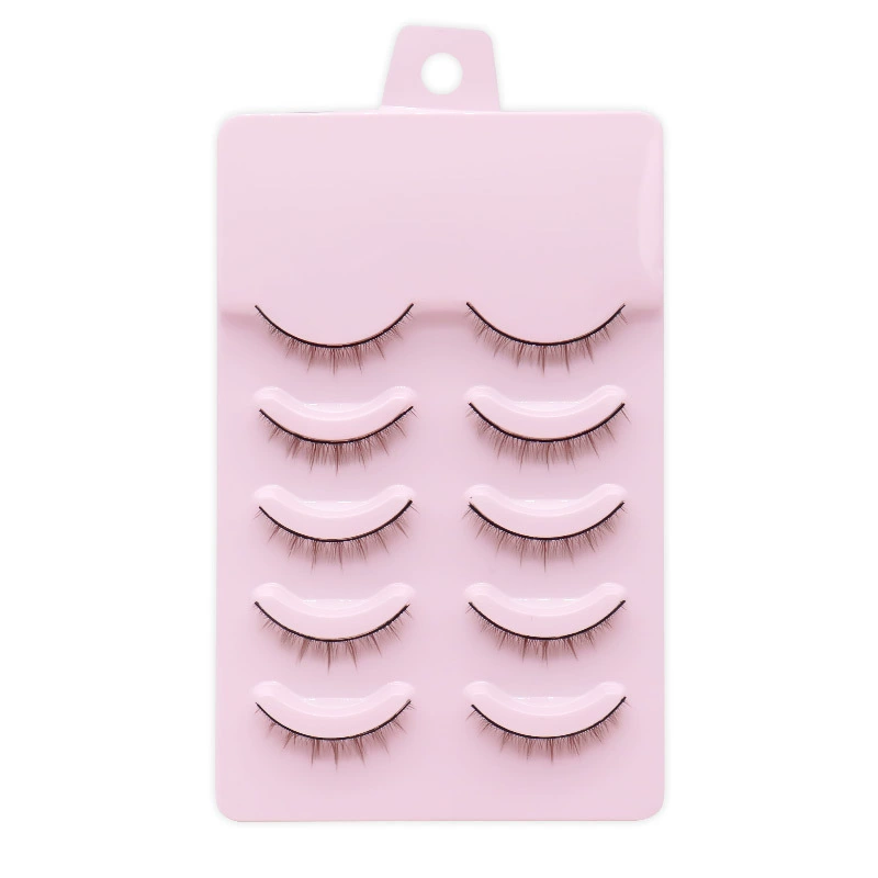 Short brown false eyelashes to create double eyelids
