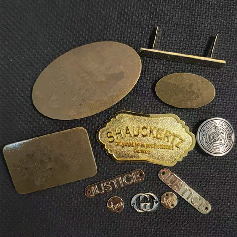 现模生产 箱包黄铜标牌 电镀仿古做旧铭牌 化妆包手提包包标牌