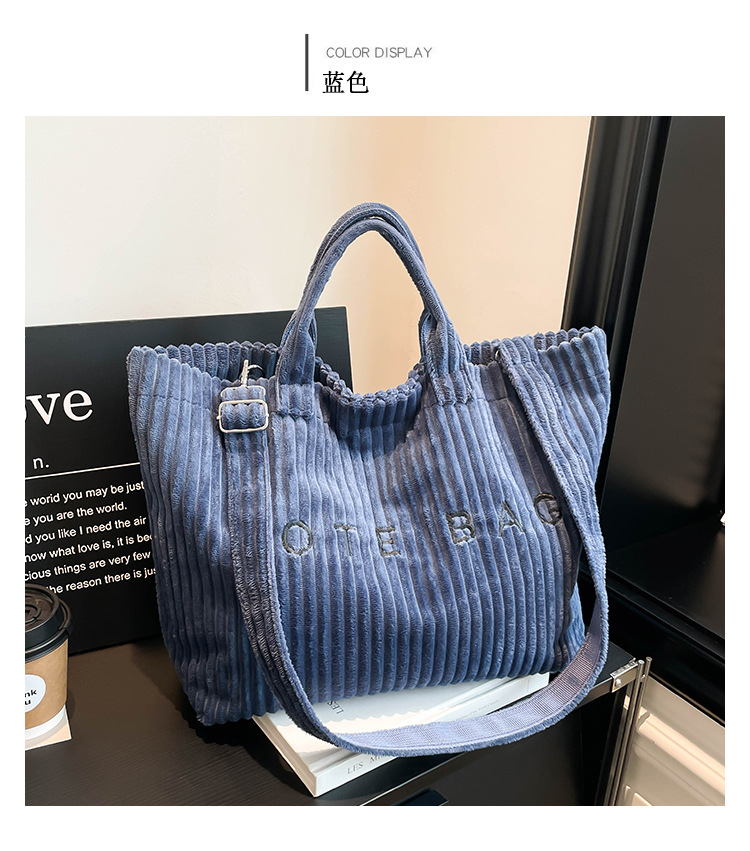 Bolso de hombro de gran capacidad para mujeres nuevas moda transfronteriza de moda de estilo universal bolso de viaje de lana nicho letras bolso de mano