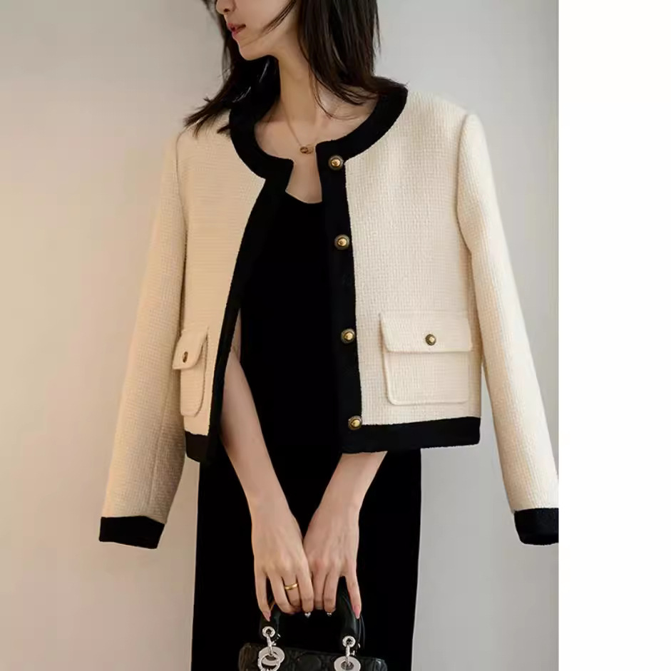 Autumn fashionable woolen retro elegant white jacket