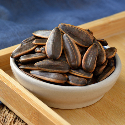 Master Liu's Original Flavor 5 Pounds Bagged Five-Spice Large Kernel Roasted Melon Seeds, Inner Mongolia Roasted New Arrival Snack