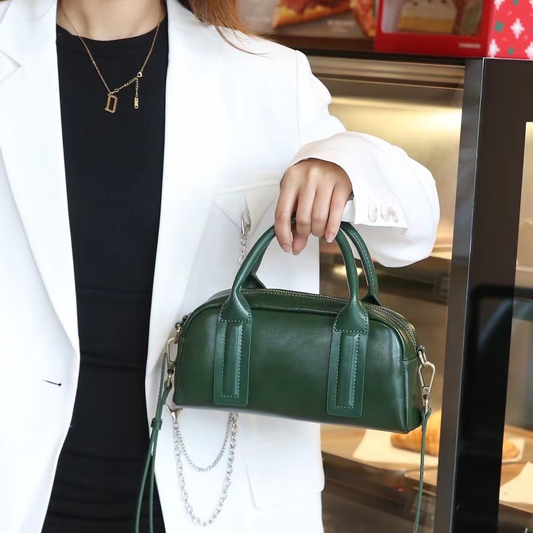 Vintage Vegetable-Tanned Leather Women's Bag, Fashionable Versatile Shoulder Crossbody Bag, Premium Handmade Cowhide Small Square Bag, Motorcycle Bag - Thumbnail 4