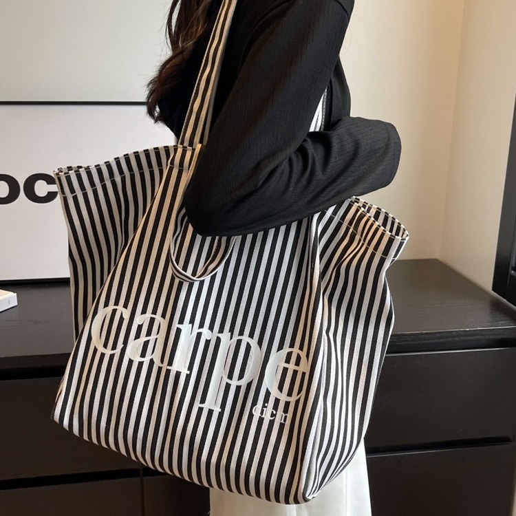 Large Capacity Striped Tote Bag for Women 2024 New Trendy Summer Single Shoulder Canvas Bag Casual Matchable Alphabet Handbag