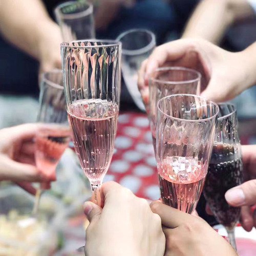 Disposable plastic champagne glass 180ml goblet champagne wine glass PS plastic red wine glass