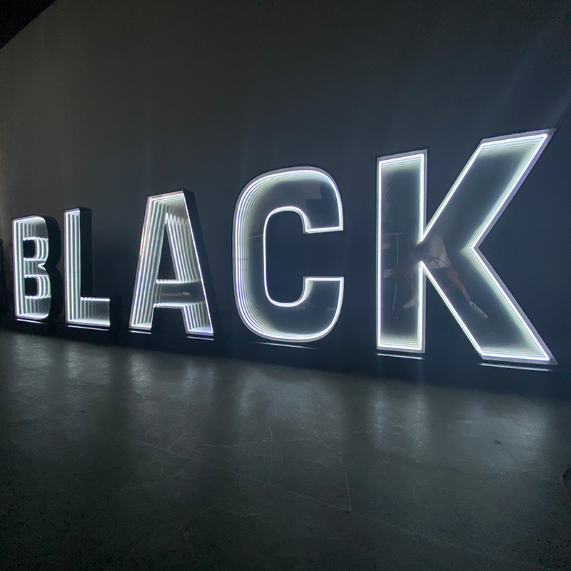 千层镜发光字深渊镜户外景观字网红背景墙灯箱霓虹灯厂家批发