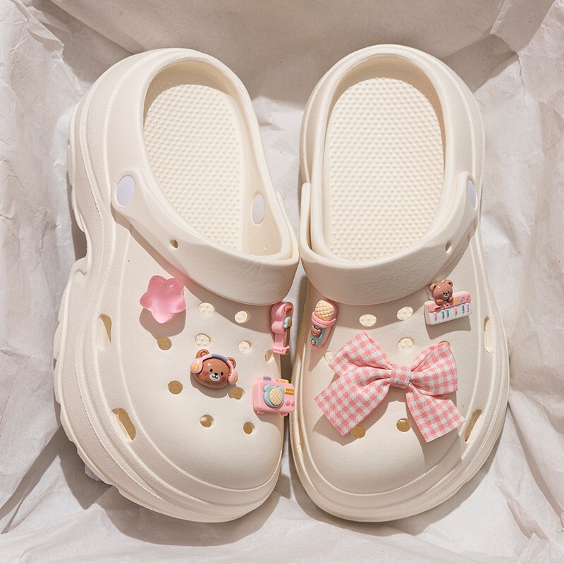 Women's Summer Outdoor Clogs with a Stepping-On-Clouds Feel, 2025 New Model, Thick-Soled, Non-Slip, Silent, Closed-Toe Slippers for Women