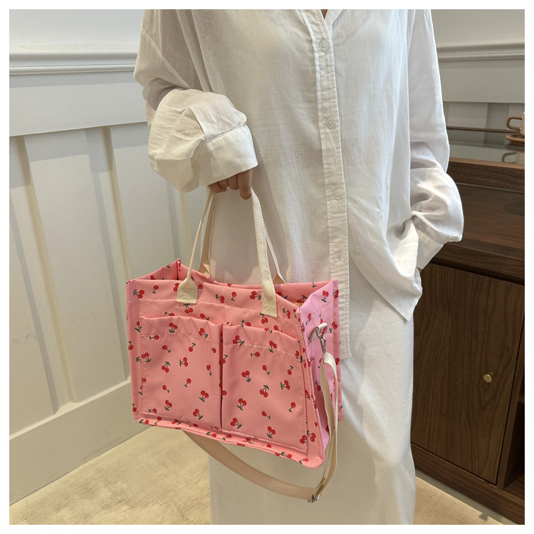Large-capacity canvas student class 2024 Autumn new Korean-style trendy and personalized printed tote handbag for women undefined