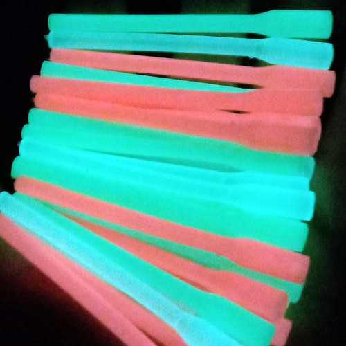Luminous casing, sea fishing string hook accessories, luminous tube, finished fish hook, luminous tube, fishing gear and small accessories factory