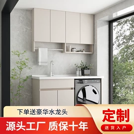 实木床;餐桌;餐椅