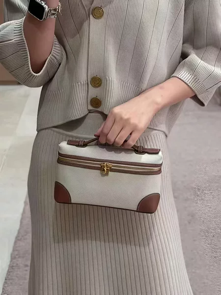 19/27 Second Generation New Style Genuine Leather and Linen Embroidered Patchwork Box Bag Lunch Box Bag Handbag Crossbody Bag