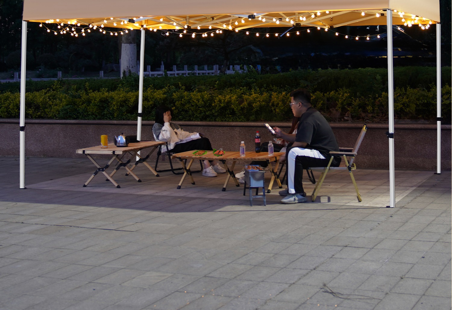 Four-Legged Rainproof Tent, Four-Corner Foldableing Awning, Outdoor Sun Umbrella, Retractable Transparent Canopy for Stall Use