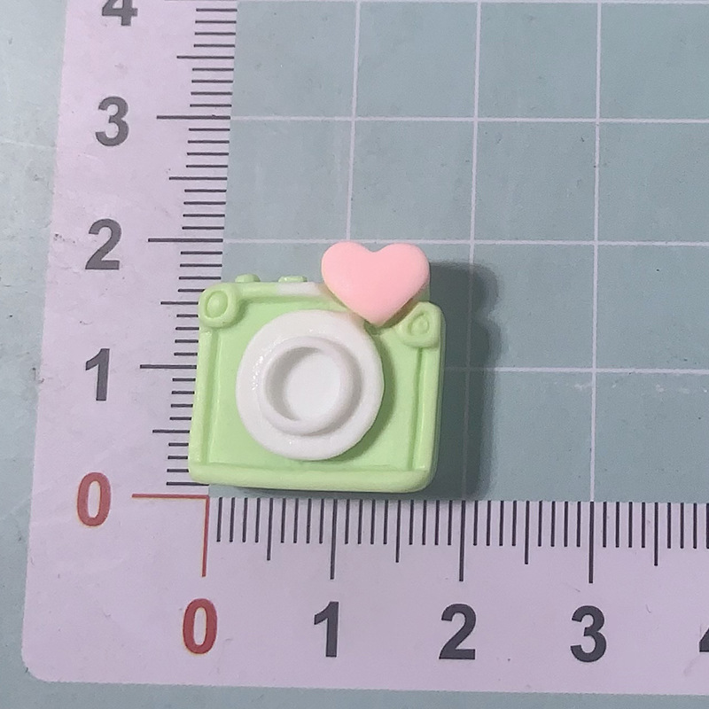 Nueva cámara de amor de dibujos animados, accesorios de resina de bricolaje, gel de crema, accesorios para el cabello, colgantes de carcasa para teléfono móvil, agujeros, zapatos, accesorios de hebilla
