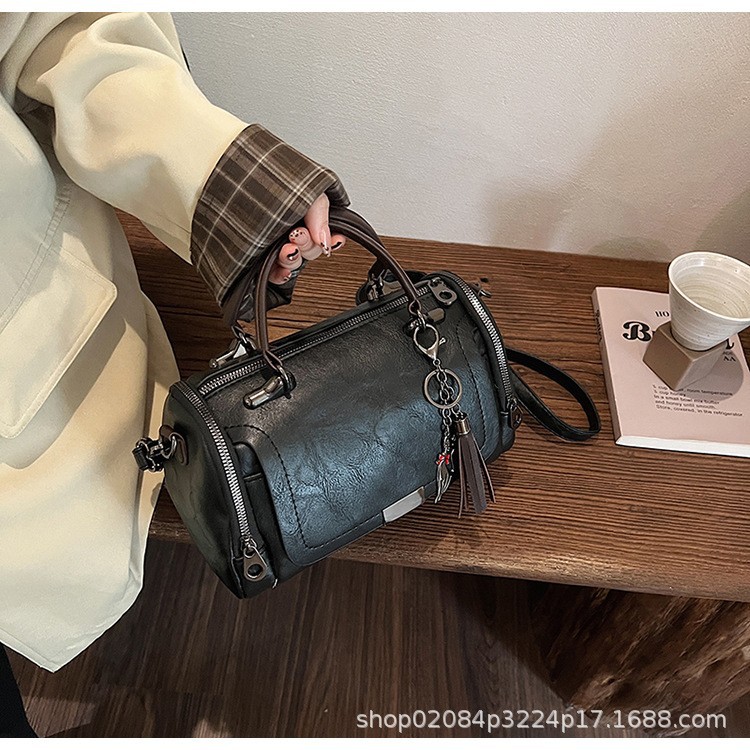 Cross-Border 2025 New Retro Texture Tassel Design Solid Color Stitching Women's Cross-Body Bag Pillow Bag Shoulder Bag