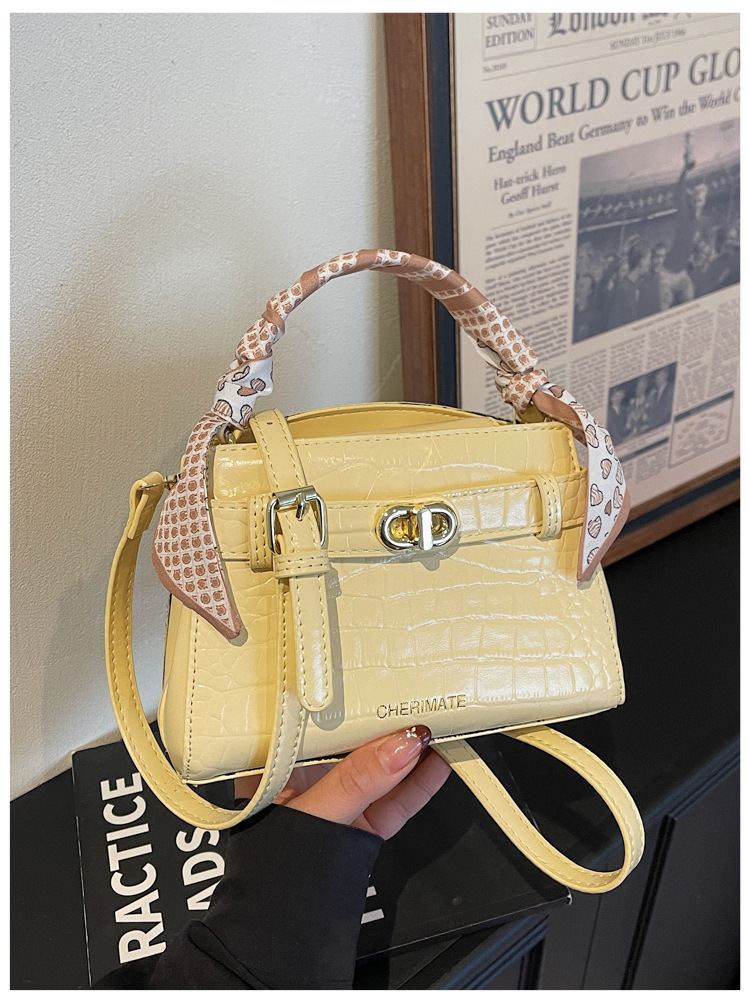 Bolso de mano de diseño de nicho para mujeres 2026 nuevo patrón de textura de cocodrilo bolso cuadrado alto lujo ligero de hombro mochila