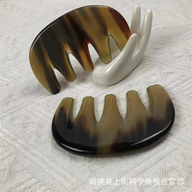 Natural Horn Five Tooth Comb Thickened Head Massage Comb for Scalp Care and Meridian Grooming overview