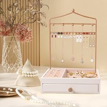 �߶��Fˇ��܎���ϴ������朶�ᔼ��錚�Ʒ��м���չʾ��