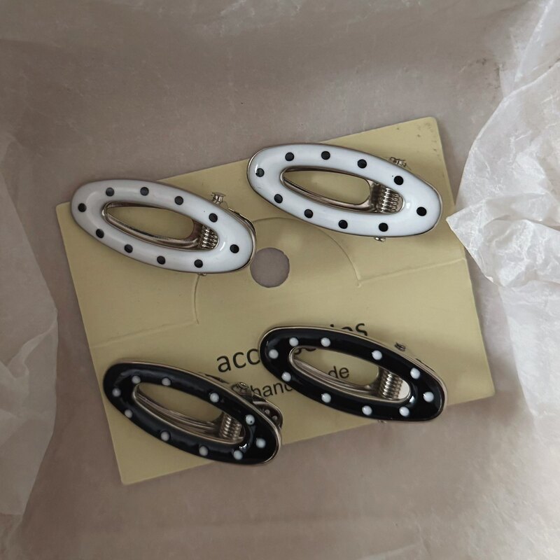 Korean-Style Metal Black Polka Dot Oval Hair Clip Versatile Simple Girly Style Bangs Duckbill Clip Hairpin Hair Accessories Wholesale Korean-Style Metal Black Polka Dot Oval Hair Clip Versatile Simple Girly Style Bangs Duckbill Clip Hairpin Hair Accessories Wholesale