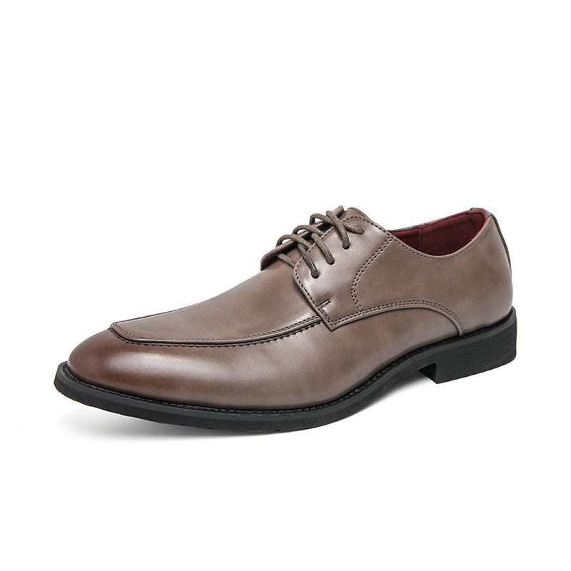Gran Bretaña nuevos zapatos de cuero de punta de 48 yardas de moda europea y americana zapatos de peluquería juvenil zapatos de boda de negocios correa