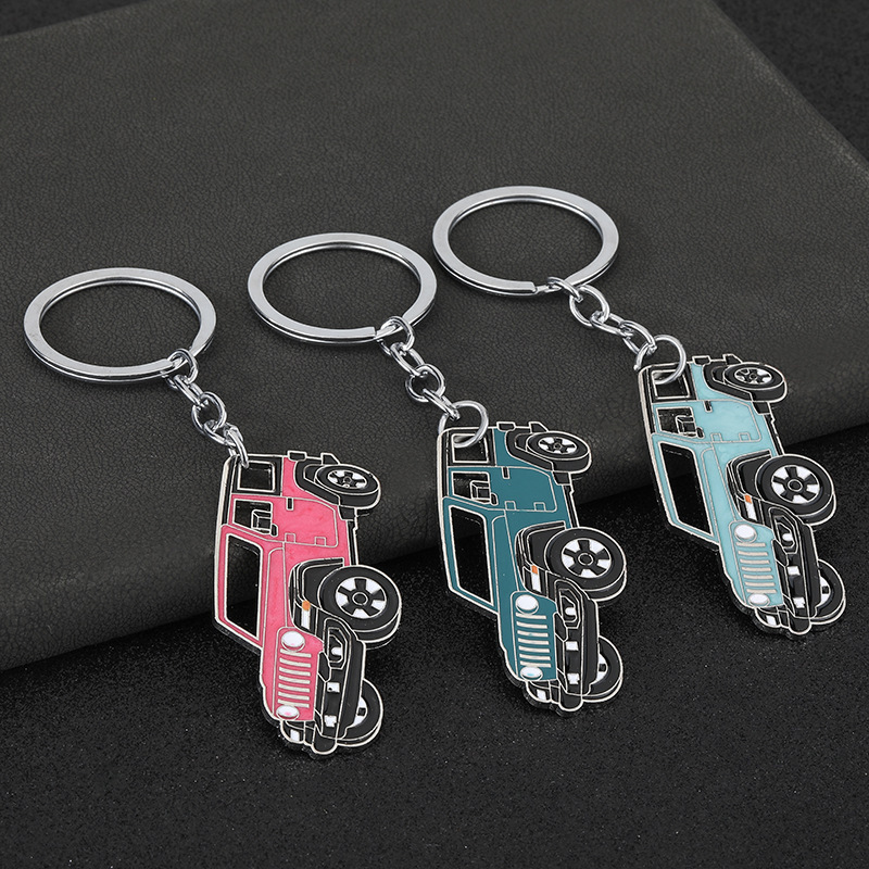 New Off-road Vehicle Metal Keychain Backpack Pendant Pendant Pendant Pickup Truck Lovers Travel Commemorative Pendant