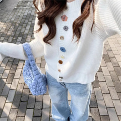 设计感小众不规则彩扣针织开衫毛衣外套女秋冬韩系减龄奶白色上衣