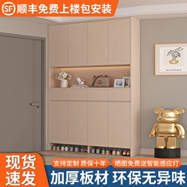 餐桌;布艺沙发;实木床